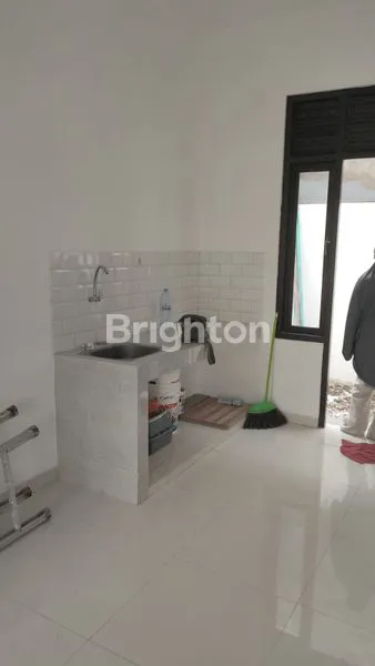 image SEWA RUMAH NYAMAN DI RUNGKUT, 3 KT & 2 KM (3)