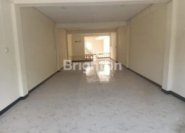 image RUKO STRATEGIS HADAP JALAN RAYA KENJERAN, LT 150 LB 300 SIAP PAKAI (2)