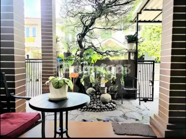 image RUMAH 4+1 KT DI NUSALOKA BSD, LT 135M² (2)