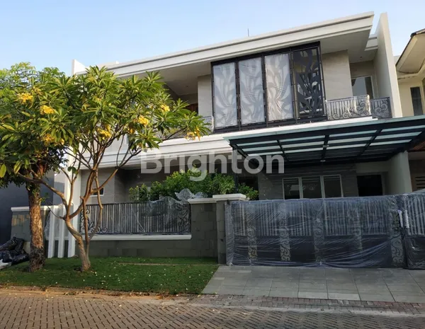 image RUMAH EKSKLUSIF (NEW GRESS) DI GRAHA FAMILI : KAWASAN ELIT SURABAYA BARAT, DEKAT PAKUWON MALL, MAYJEND SUNGKONO, HR MUHAMMAD (1)
