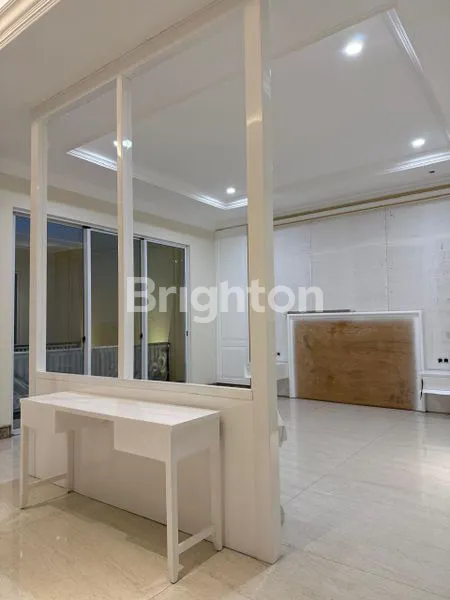 image RUMAH EKSKLUSIF (NEW GRESS) DI GRAHA FAMILI : KAWASAN ELIT SURABAYA BARAT, DEKAT PAKUWON MALL, MAYJEND SUNGKONO, HR MUHAMMAD (2)