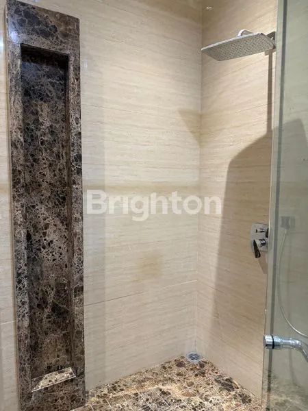 image RUMAH EKSKLUSIF (NEW GRESS) DI GRAHA FAMILI : KAWASAN ELIT SURABAYA BARAT, DEKAT PAKUWON MALL, MAYJEND SUNGKONO, HR MUHAMMAD (8)