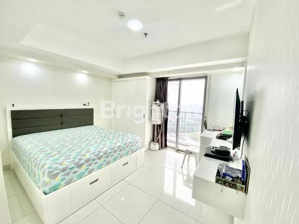image LUXURY 3BR COMBINED UNIT WITH SEA & GOLF VIEW AT THE MANSION KEMAYORAN – IDR 2.15B (7)