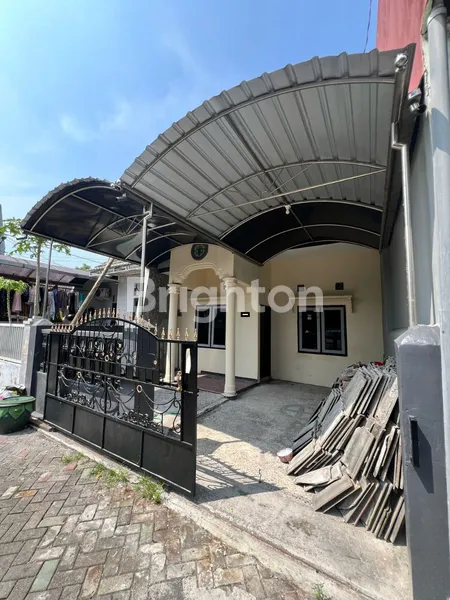 image RUMAH JL MEDAYU UTARA, PERUM GRAHA INDAH DEKAT WONOREJO, WONOAYU, PENJARINGAN (2)
