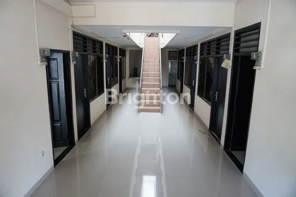 image RUMAH KOS AKTIF FULL PENGHUNI KAMPUS PETRA SBY (3)