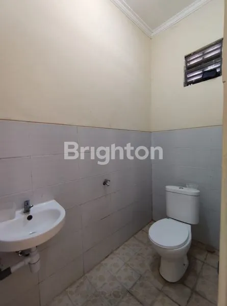 image RUKO 2 LANTAI DI SIDAKARYA DENPASAR SELATAN (6)