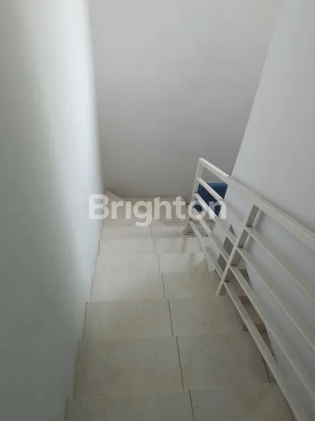 image RUMAH MINIMALIS MODERN 2 LANTAI DI SENDANGMULYO (3)