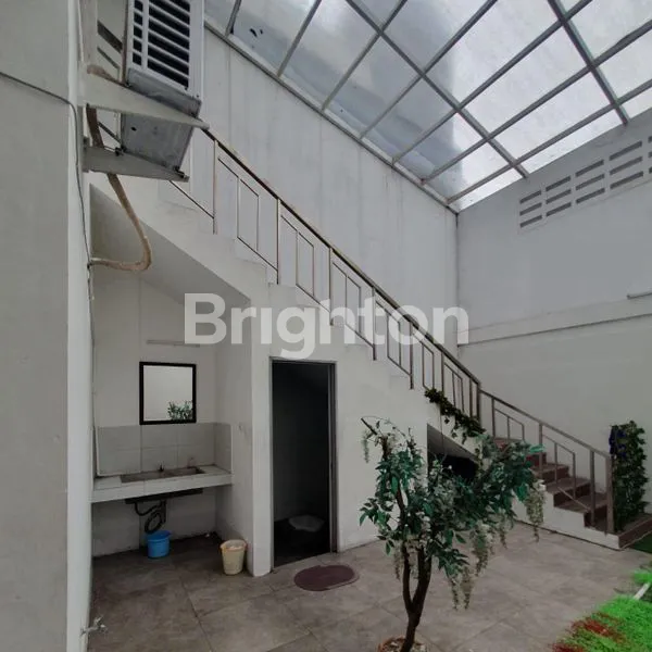 image RUKO BATUNUNGGAL INDAH SUDAH RENOVASI UNFURNISH SHM SIAP PAKAI (3)