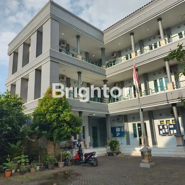 image GEDUNG SEKOLAH KANTOR UNIVERSITAS LEMBAGA PENDIDIKAN ISLAM KOTA BEKASI  (1)