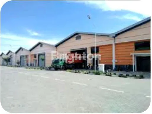 image GUDANG STRATEGIS DI MANYAR, DEKAT JIIPE, SIAP PAKAI (7)