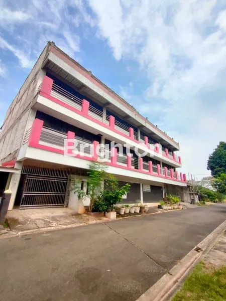 TURUN HARGA!! GEDUNG BIMBEL KANTOR EX LPK JAPAN LEMBAGA PELATIHAN KERJA GRAND WISATA BEKASI JAWA BARAT