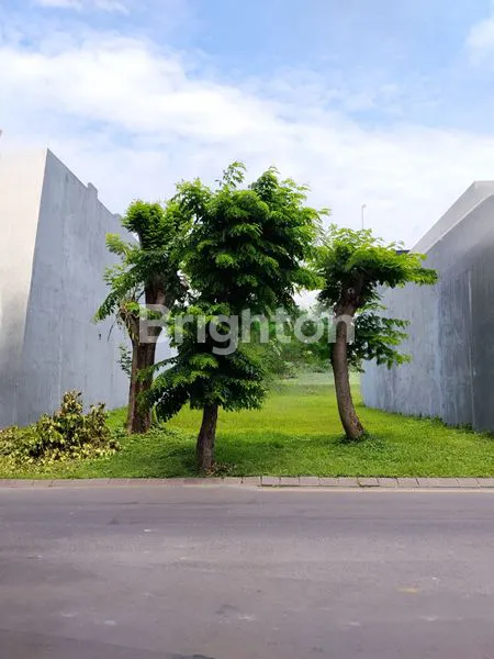 image TANAH KAVLING RAYA RAFFLES GARDEN, CITRALAND, SURABAYA BARAT. DEKAT KOMERSIAL AREA RAYA TELAGA UTAMA ROAD CITRALAND (SUPER INDO, RESTORAN PADANG PAYAKUMBUAH, ANINA, MIMI SCHOOL, DLL), CIPUTRA SCHOOL, PUSAT KULINER GWALK, DLL. (1)