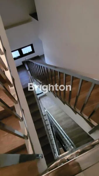 image HOTEL BESAR 8 LANTAI BAGUS TERAWAT DI PUSAT JAKARTA GUNUNG SAHARI RAYA (2)