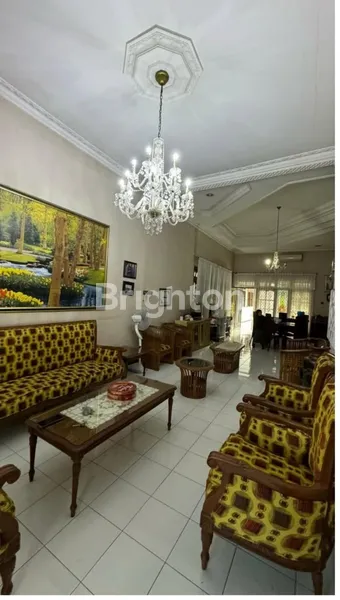 image RUMAH DHARMAHUSADA INDAH BARAT (4)