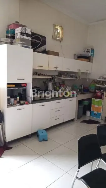 image DI JUAL CEPAT RUMAH 2 LANTAI POSISI HOOK, RAPI DAN SIAP HUNI DI KOMPLEK BCS KELAPA GADING JAKARTA UTARA (5)