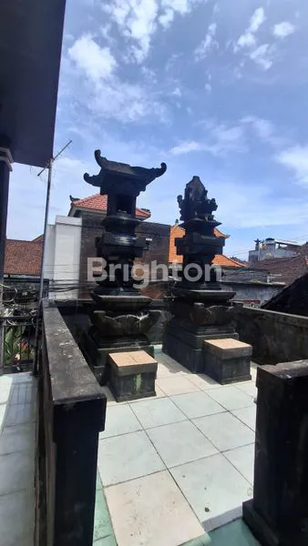 image DISEWAKAN  RUMAH 2 LANTAI – PERUMAHAN DALUNG PERMAI (6)