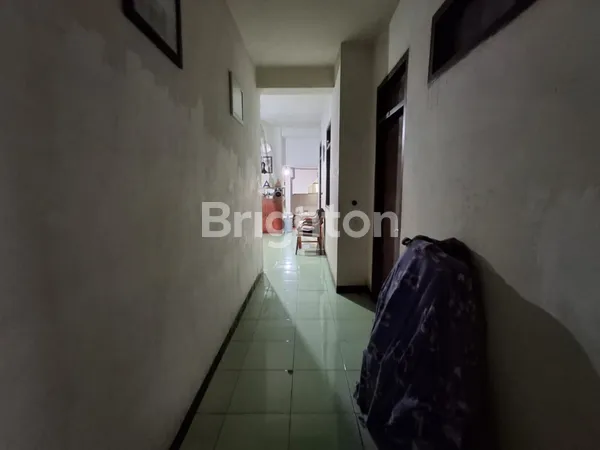 image RUMAH HITUNG TANAH SIDOSERMO STRATEGIS DEKAT RAYA MARGOREJO DAN RAYA JEMURSARI  (3)