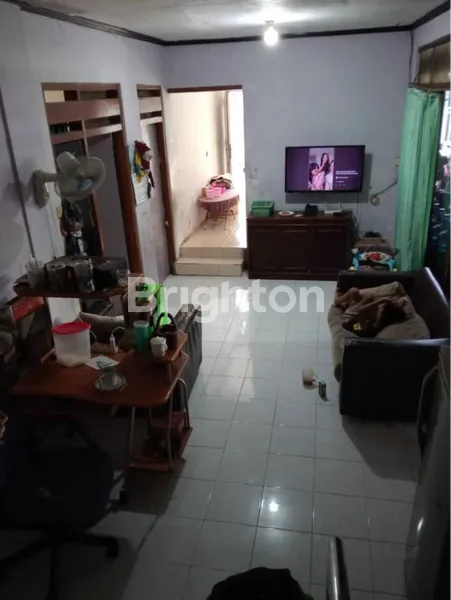 image RUMAH RUNGKUT POSISI HOOK STRATEGIS DEKAT MERR (3)