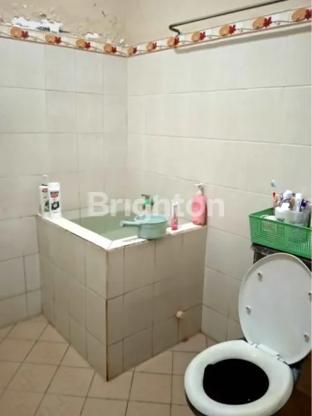 image RUMAH RUNGKUT POSISI HOOK STRATEGIS DEKAT MERR (5)