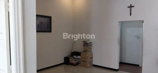 image RUMAH RUNGKUT ASRI TENGAH DEKAT RAYA MERR DEKAT PONDOK CANDRA DEKAT JUANDA (2)