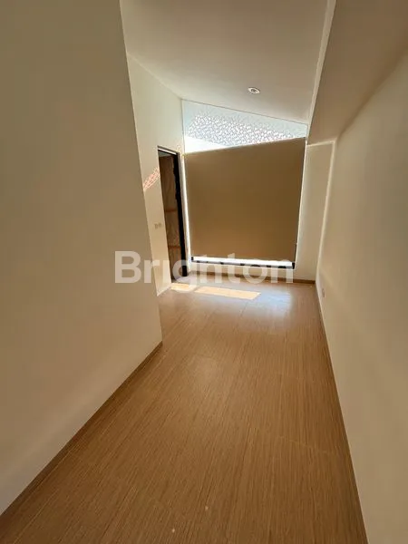 image RUMAH CANTIK SIAP HUNI DI ROLLING HILLS OCEAN DRIVE (3)