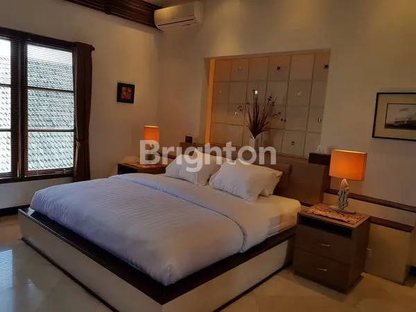 image JUAL / SEWA VILLA MEWAH 2 LANTAI DI UMALAS  (8)