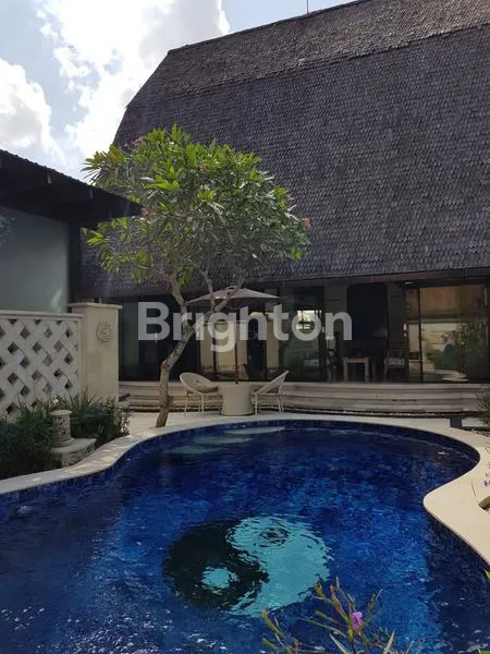 image JUAL / SEWA VILLA MEWAH 2 LANTAI DI UMALAS  (7)