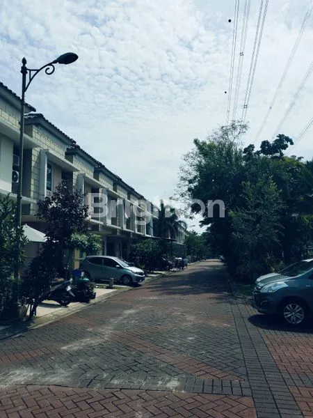 image RUMAH 2 LANTAI SEMI FURNISHED DI VIRGINIA VILLAGE – GADING SERPONG | DEPAN TAMAN | HARGA 750 JT (8)