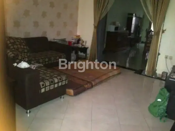 image RUMAH RUNGKUT TERAWAT SIAP HUNI STRATEGIS DEKAT MERR (5)