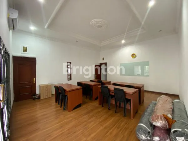 image RUMAH MEWAH NYAMAN DI CISITU BANDUNG UTARA (7)