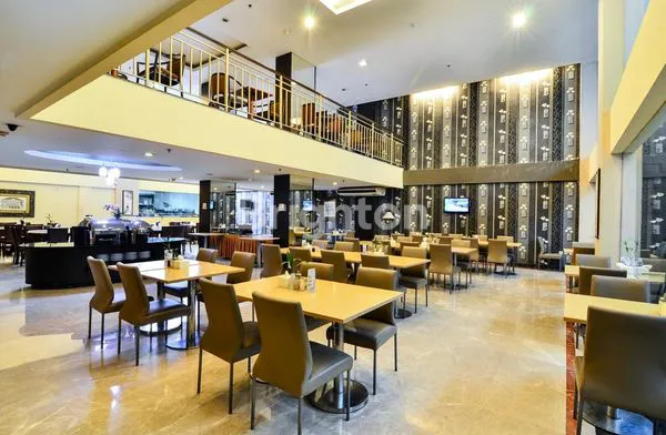 image HOTEL LOSARI ROXY BINTANG 3 - JAKARTA PUSAT (3)