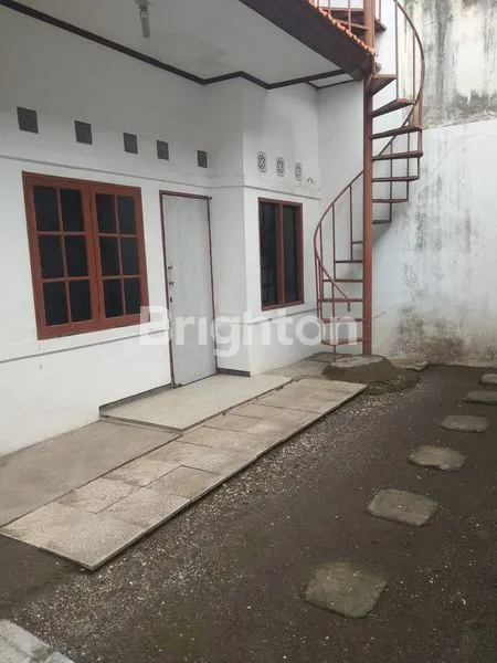 image JUAL / SEWA RUMAH 2 LANTAI DI PEMOGAN  (7)