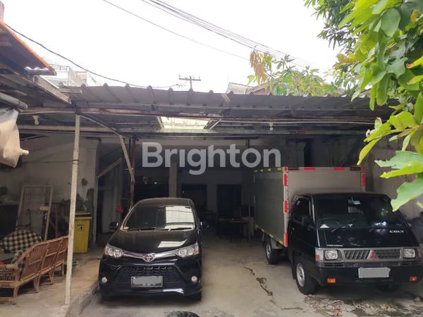 image RUMAH LUAS 445M², IDEAL UNTUK KOST DI JAKARTA PUSAT PASAR BARU (3)