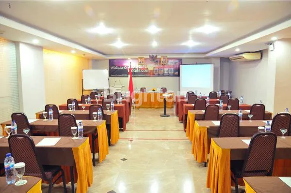 image HOTEL LOSARI ROXY BINTANG 3 - JAKARTA PUSAT (6)