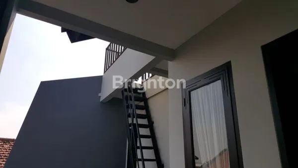 image  RUMAH SIAP HUNI MARGOREJO (8)