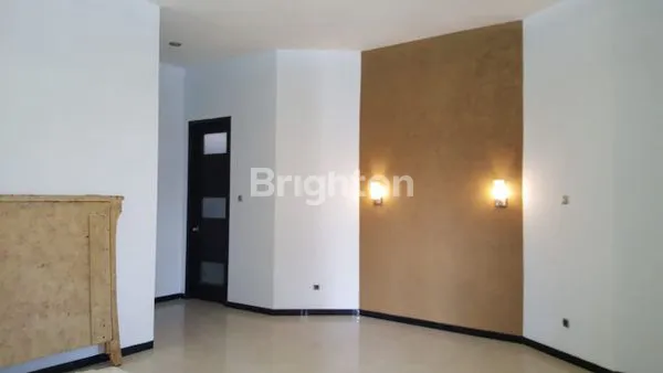 image  RUMAH SIAP HUNI MARGOREJO (5)