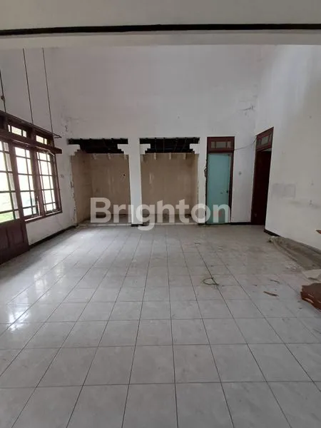 image RUMAH STRATEGIS SRONDOL SEMARANG (2)