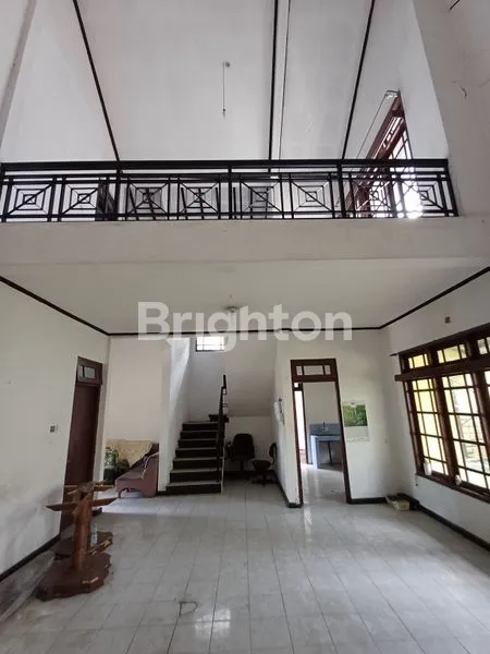 image RUMAH STRATEGIS SRONDOL SEMARANG (5)