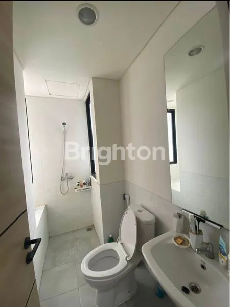 image RUMAH SIAP HUNI DI CLUSTER ELITE, HADAP SELATAN (5)