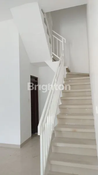 image RUKO 2 LANTAI SIAP USAHA, LOKASI STRATEGIS (4)