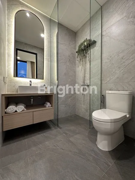 image HUNIAN LUXURY BONUS LIFT 3 LANTAI DI SAWANGAN DEPOK (7)