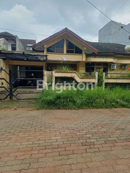 image RUMAH STRATEGIS SRONDOL BUMI INDAH (1)