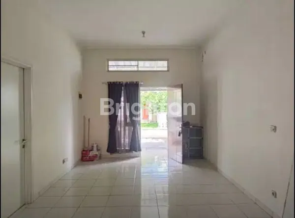 image DIJUAL CEPAT! RUMAH SIAP HUNI ,DI SUVARNA SUTERA  (2)