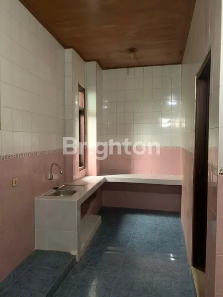 image RUMAH 3 LANTAI AREA PADANG SAMBIAN, DEKAT JL TUNJUNG SARI, GATOT SUBROTO, MUDING, KEROBOKAN, GUNUNG SANGHYANG (5)