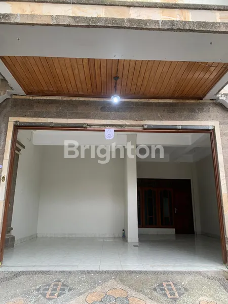 image RUMAH 3 LANTAI AREA PADANG SAMBIAN, DEKAT JL TUNJUNG SARI, GATOT SUBROTO, MUDING, KEROBOKAN, GUNUNG SANGHYANG (7)