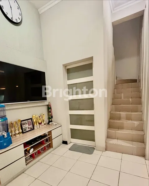 image RUMAH 2 LANTAI PLOSO TIMUR SIAP HUNI DEKAT RAYA KENJERAN, GALAXY MALL (3)