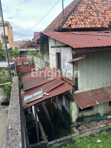 image RUMAH TUA DIJUAL (3)