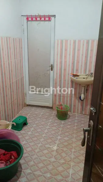 image RUMAH STRATEGIS DI JL BAJI MINASA 2, MAKASSAR (5)