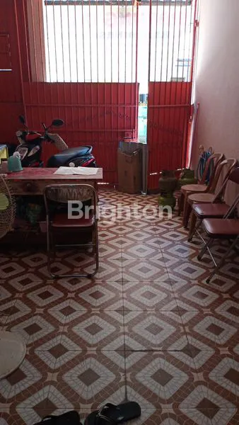 image RUMAH STRATEGIS DI JL BAJI MINASA 2, MAKASSAR (2)