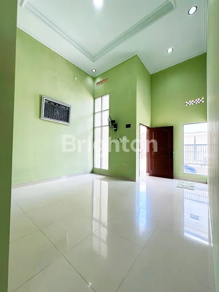 image RUMAH HOOK TANAH LUAS DI PAMULANG - ADA RUANG KANTOR SENDIRI! (6)